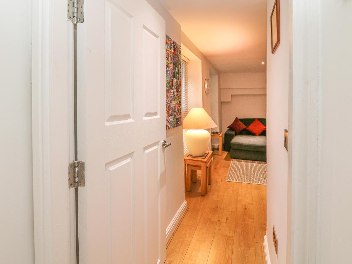 Flat 2 Galloway House เคนดัล ภายนอก รูปภาพ